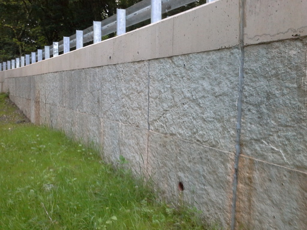 WCCP king-post precast retaining wall installed on a Devon site