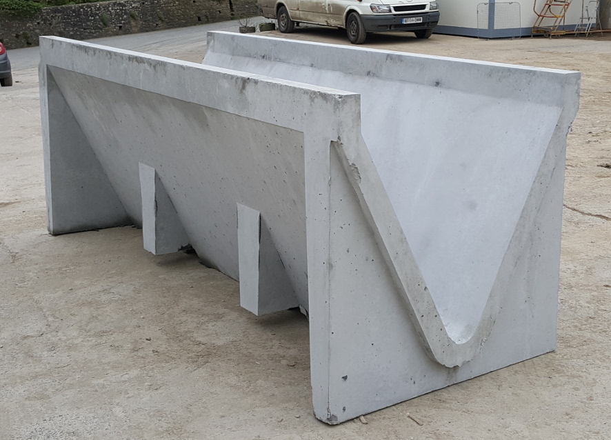 WCCP V-section sand-slurry precast concrete channel